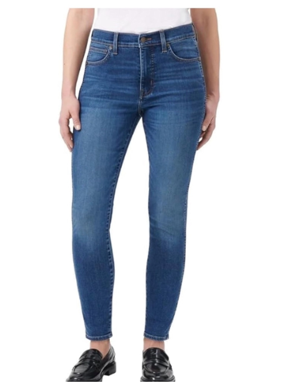 Kirkland Signature Women's Medium Blue Skinny Jeans